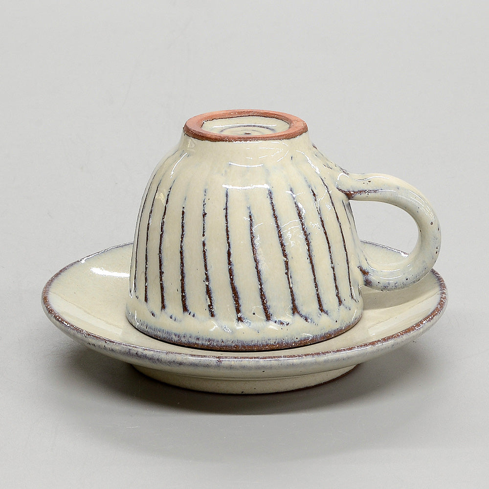 白釉彫 丸 コーヒー碗皿
