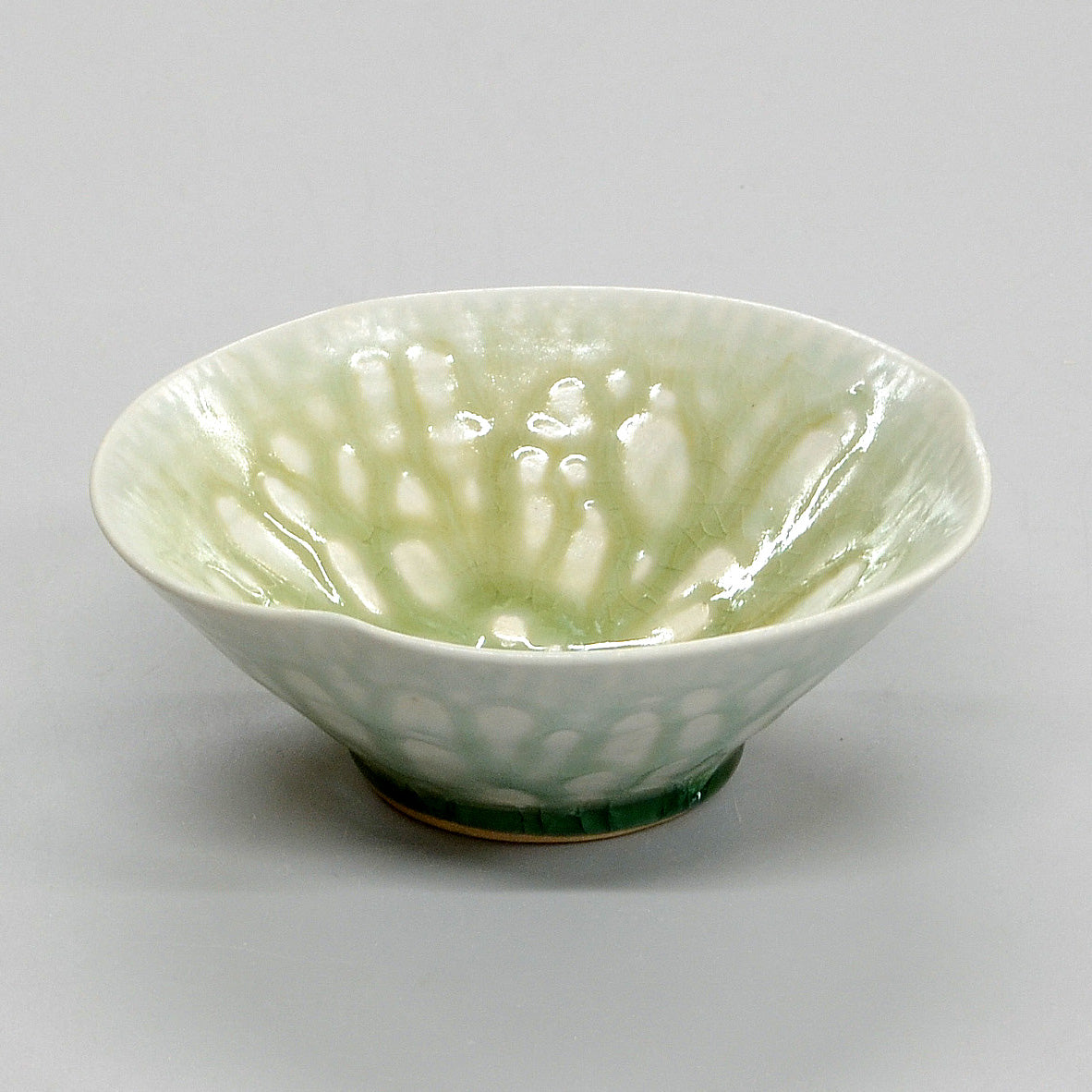 網目青磁 花小鉢