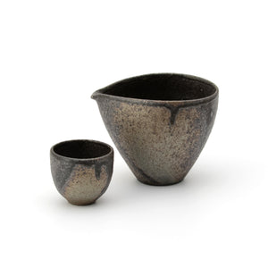 錆いぶし ぐい呑、片口注器