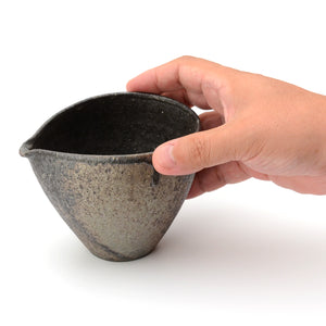 錆いぶし ぐい呑、片口注器