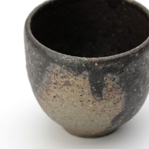 錆いぶし ぐい呑、片口注器
